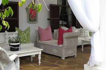 Hotel Lairds Country Estate 4*