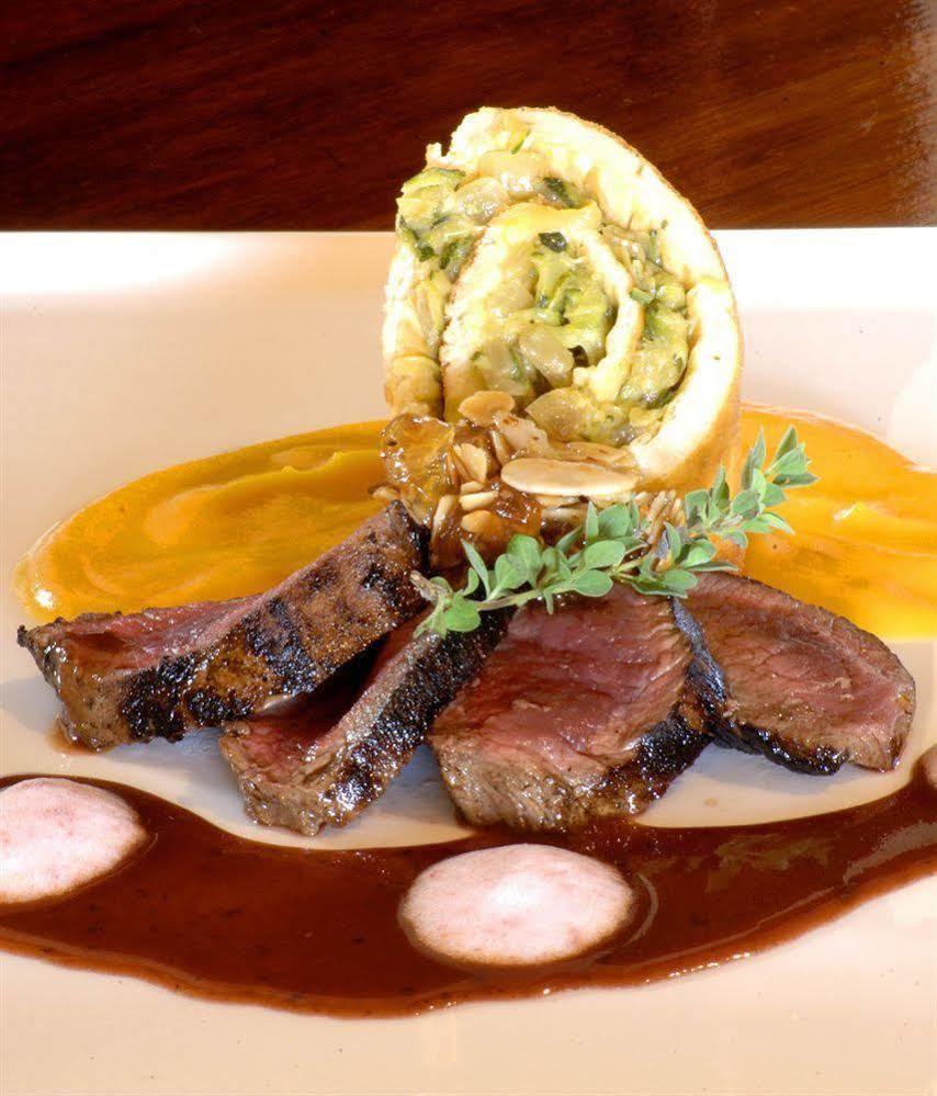 Hotel Lairds Country Estate 4*